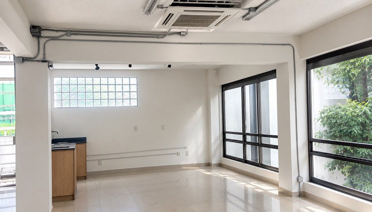 OFFICE FOR RENT 5 MINUTES FROM THE ANGEL OF INDEPENDENCE AND REFORMA, photo 1 of 11