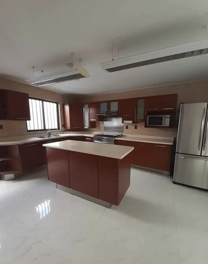 CASA À VENDA EM LOMAS 3ª SEÇÃO, foto 1 de 17
