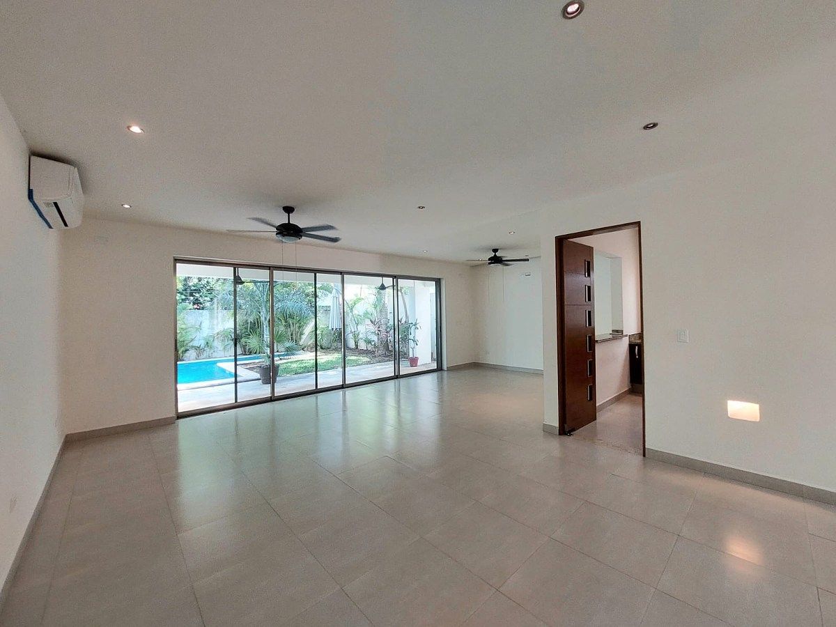 Casa em Residencial Cumbres, Benito Juárez, foto 2 de 13