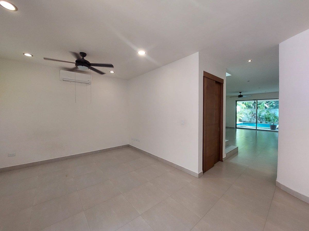 Casa em Residencial Cumbres, Benito Juárez, foto 4 de 13