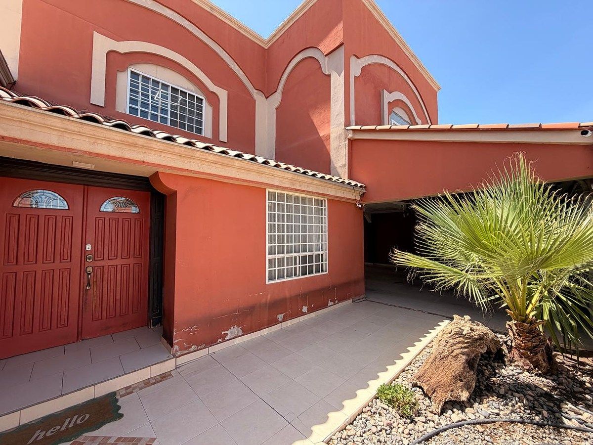 RESIDENCIA DE DOS NIVELES EN VENTA | COLONIA PROHOGAR🏡, foto 1 de 34