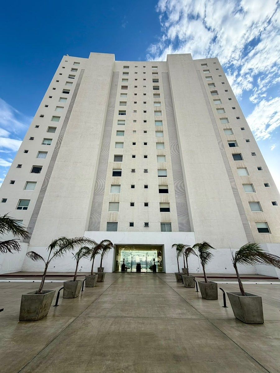 APARTAMENTO COM VISTA PARA O MAR - ENTREMAR, foto 1 de 26