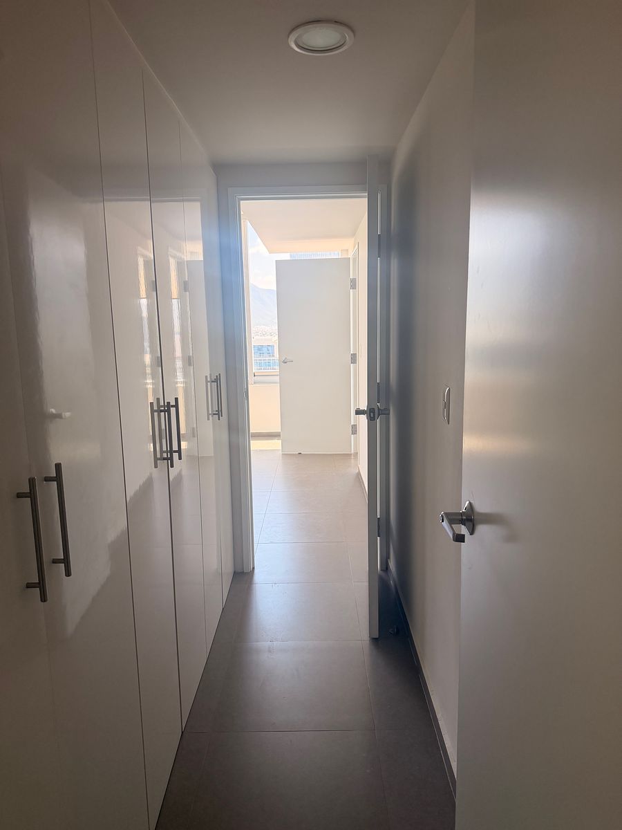 Departamento en Del Valle Oriente, San Pedro Garza García, foto 3 de 10