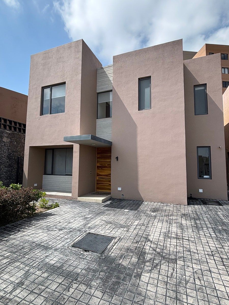 Casa en Venta Zibata, foto 1 de 30