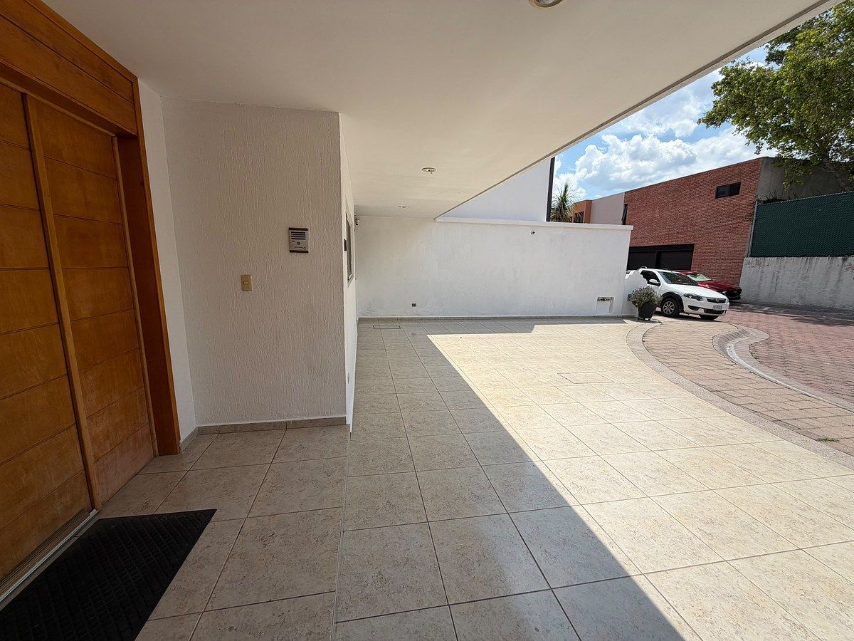 Casa em condomínio fechado em Trojes del Pedregal, Jesús María, foto 3 de 16
