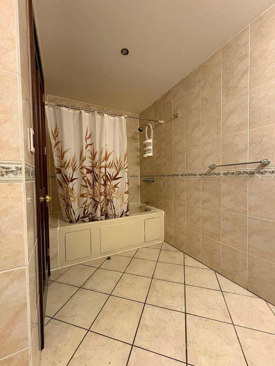 Apartamento en Zona 10, Guatemala, foto 5 de 14