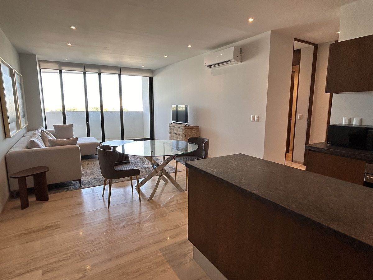 APARTAMENTO DE 2 QUARTOS À VENDA NO TOWN SQUARE, foto 1 de 25