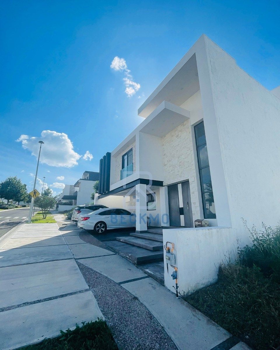 Se renta casa amueblada con alberca en Zibatá, foto 1 de 40