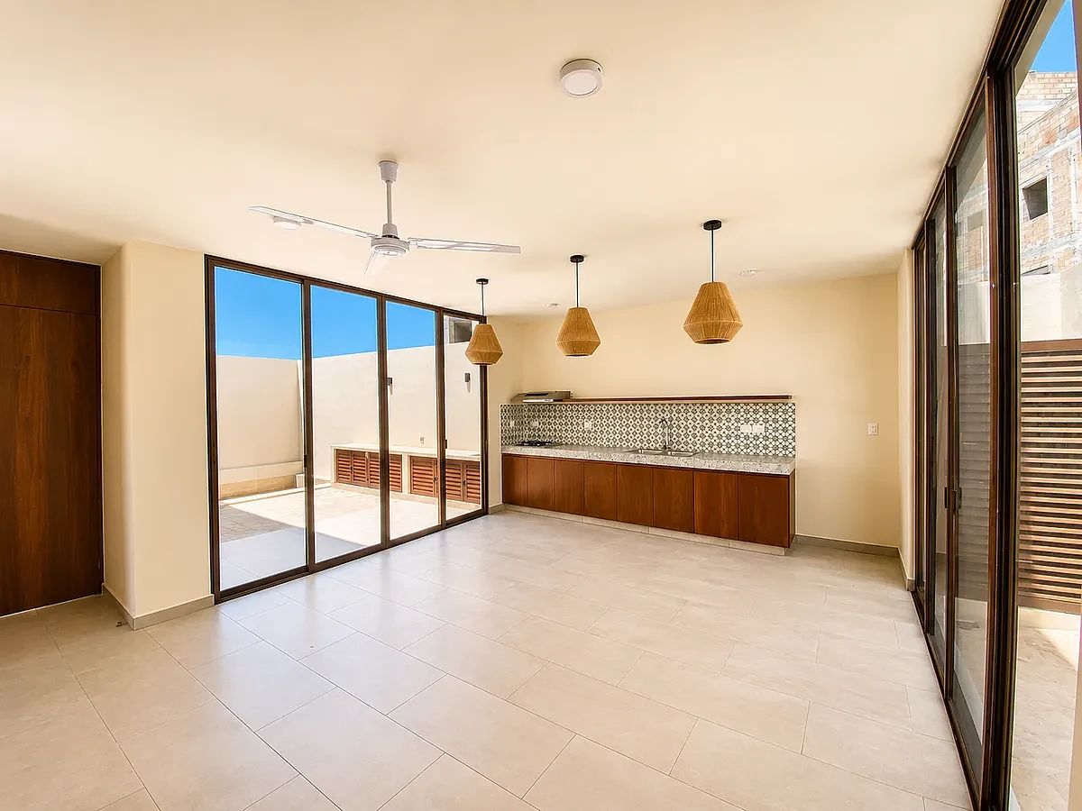 Villa de luxo à venda na praia de San Benito, Yucatán, nova, foto 1 de 11