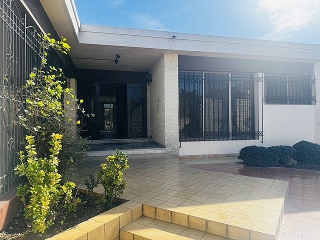 Casa en Del Valle, San Pedro Garza García, foto 3 de 36