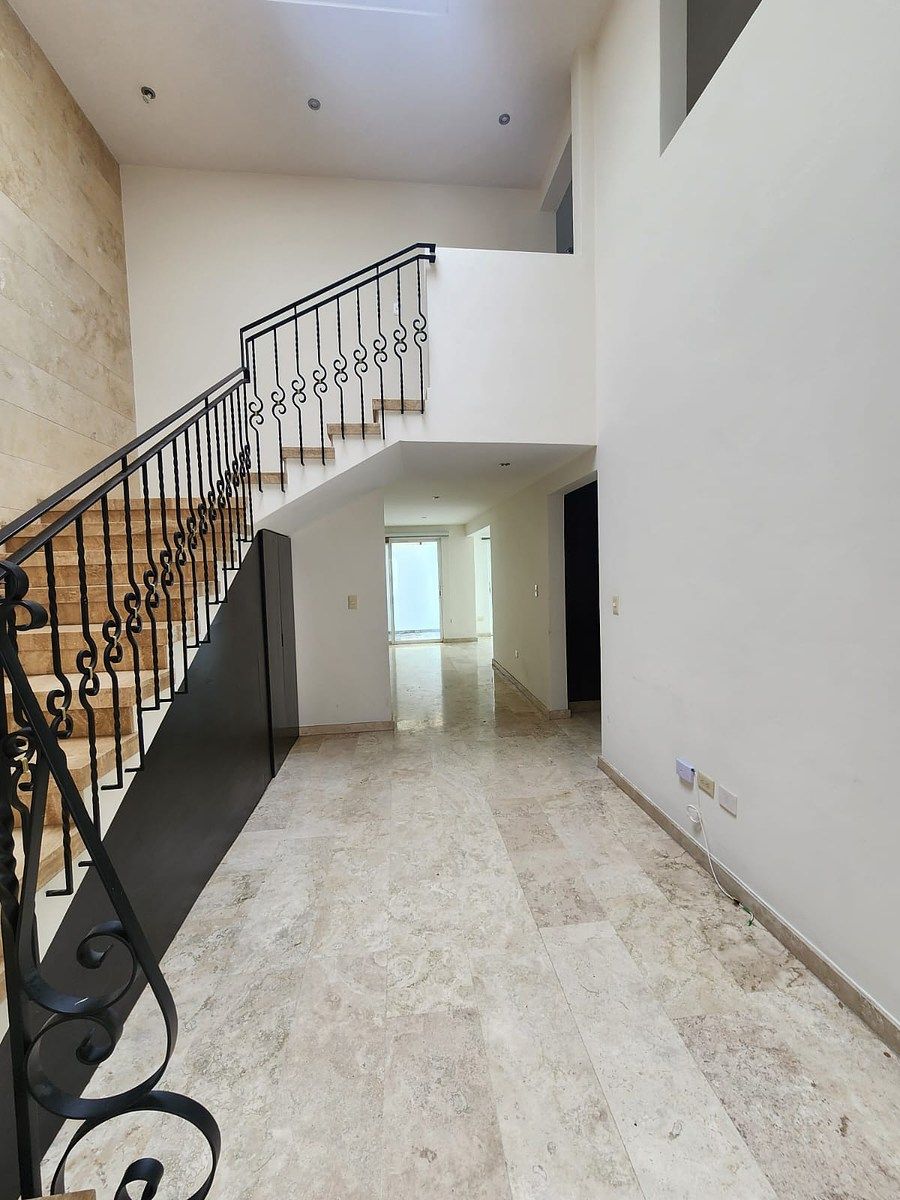 Casa en Lomas de Angelópolis, San Andrés Cholula, foto 5 de 17