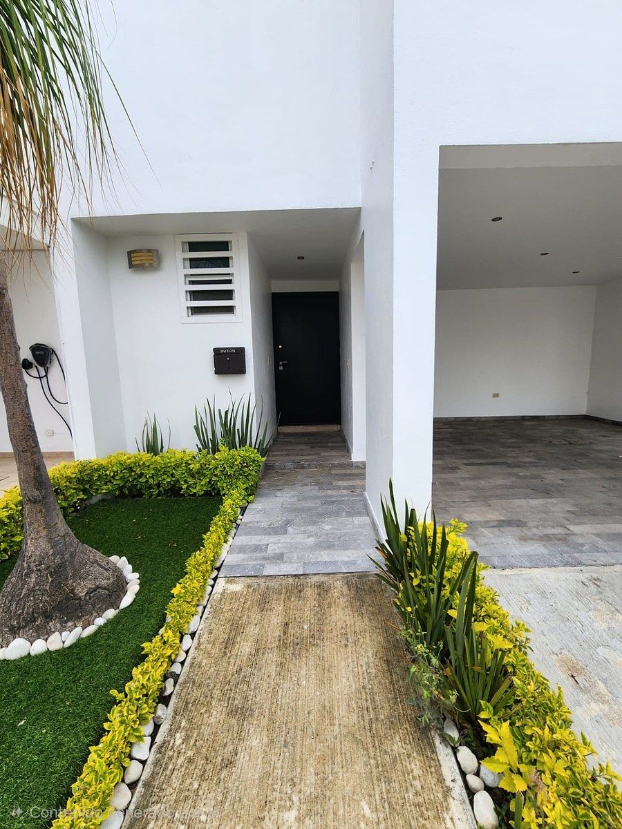 Casa en Lomas de Angelópolis, San Andrés Cholula, foto 2 de 17