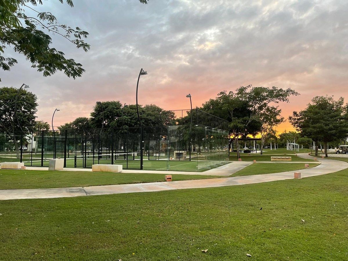 Casa em condomínio fechado em Yucatán Country Club, Mérida, foto 2 de 16