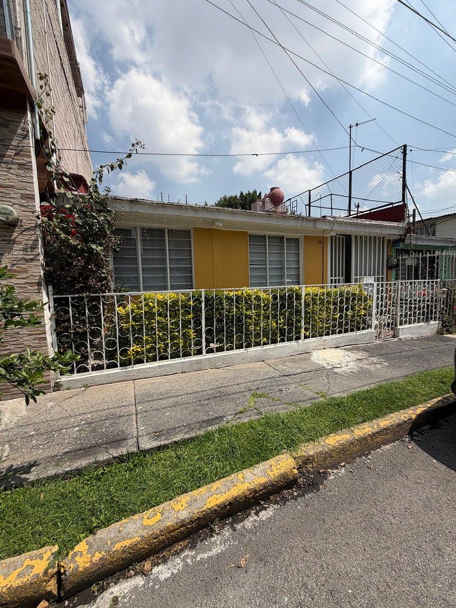 CASA À VENDA EM LOPEZ MATEOS TLALNEPANTLA, foto 1 de 16