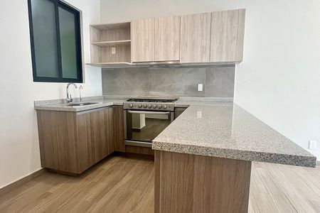 Brand new apartment with 3 bedrooms and amenities