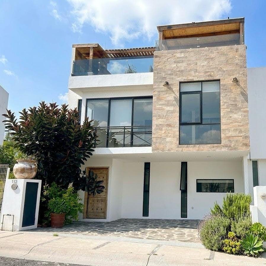 CASA EN VENTA CONDOMINIO EN ZIBATA, foto 1 de 12