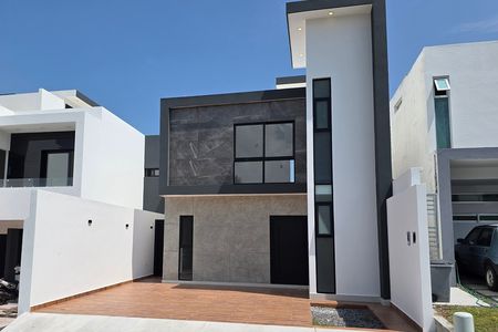 Casa en Venta Lomas de la Rioja, Recámara planta baja