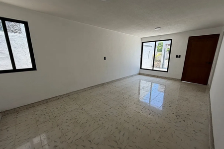CASA RESIDENCIAL EN MÉRIDA ZONA PONIENTE