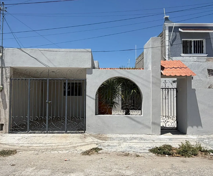 Casa em Residencial Pensiones V, Mérida, foto 2 de 14