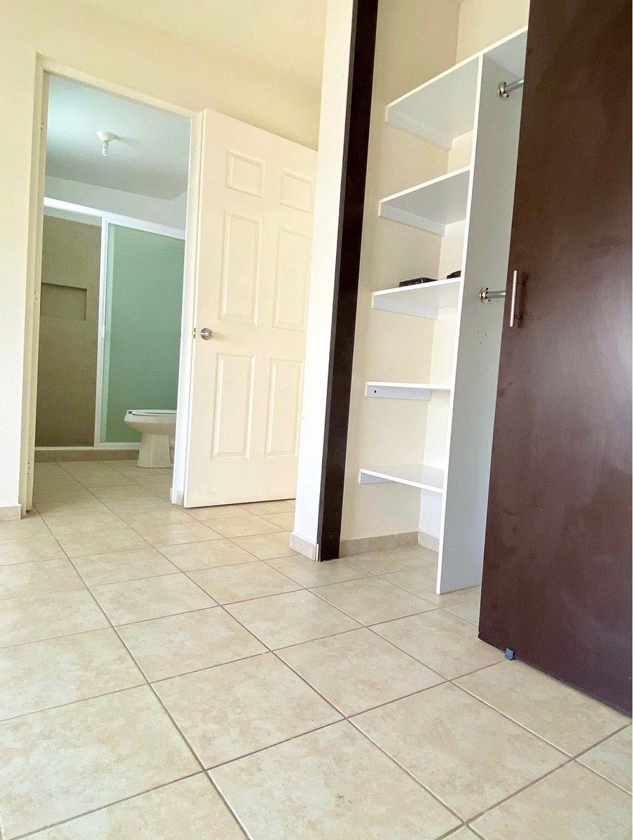 House in Gated Community in Paseos del Bosque, Corregidora, photo 4 of 15