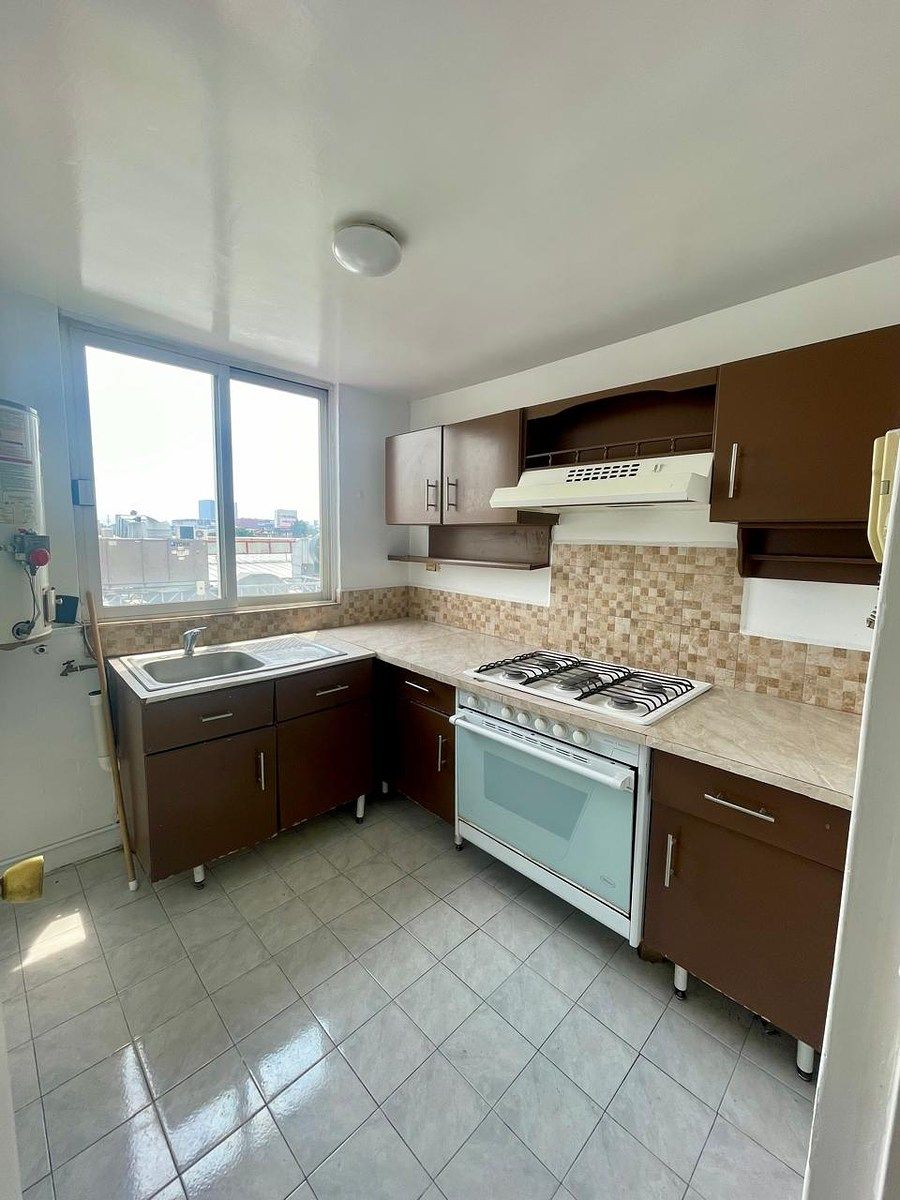 Departamento en venta sobre Periférico Norte, cerca de Plaza Satélite - foto 1