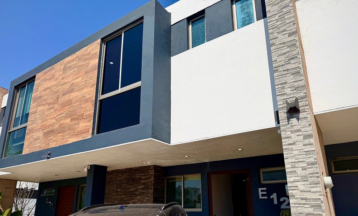 Casa en Venta en Zona Real coto privado Zapopan, foto 1 de 28