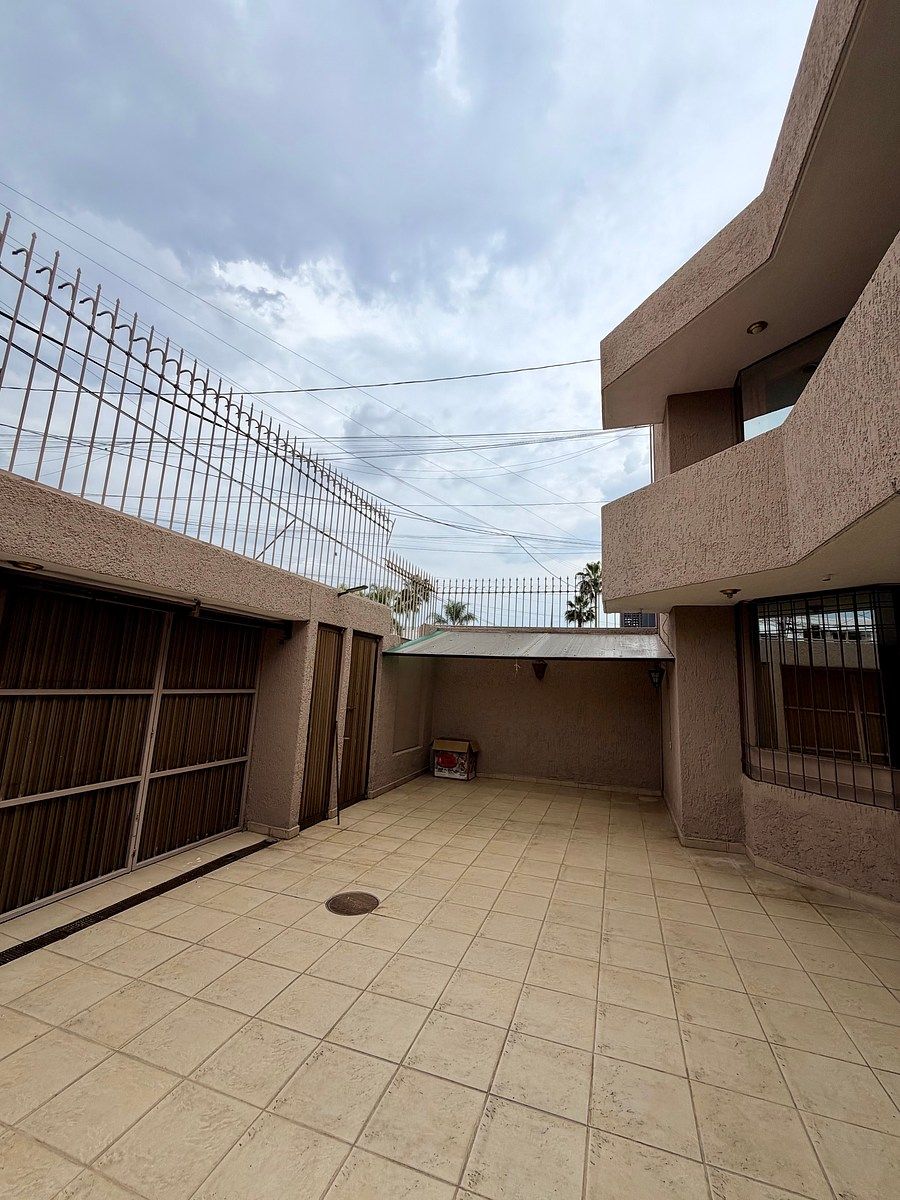 Casa em Los Pinos, Zapopan, foto 4 de 49