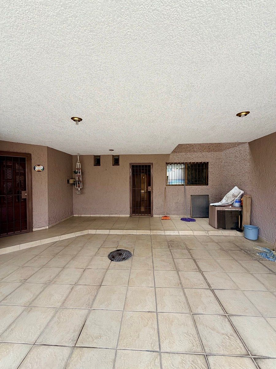 Casa em Los Pinos, Zapopan, foto 5 de 49