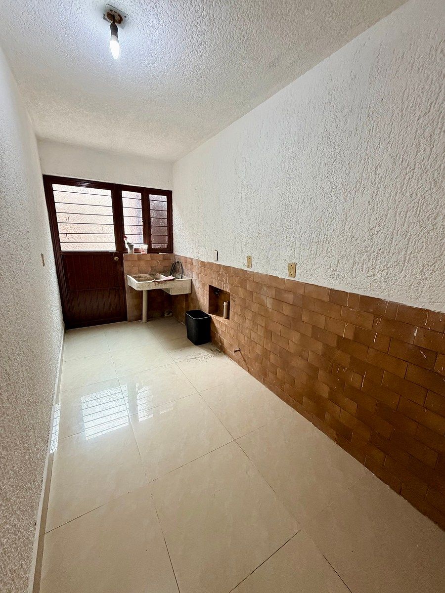Casa em Los Pinos, Zapopan, foto 9 de 49