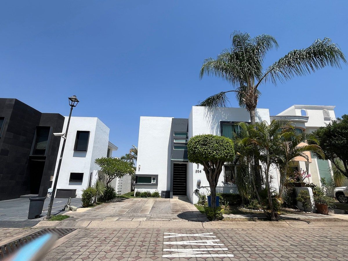 Oportunidad de Venta casa coto 3, Fraccionamiento Jardín Real, Zapopan, Jalisco., foto 1 de 31