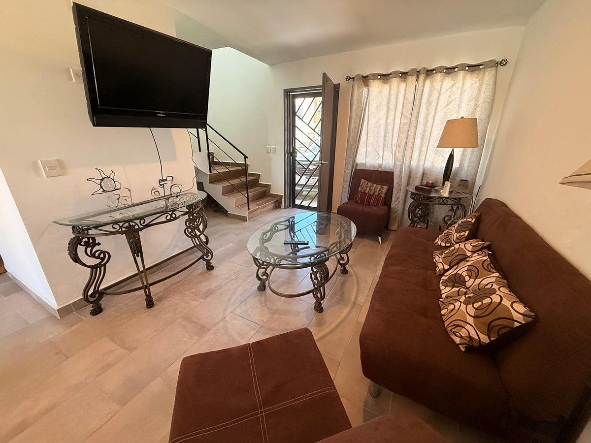 House in Vizcaíno Residencial, Playas de Rosarito, photo 2 of 10