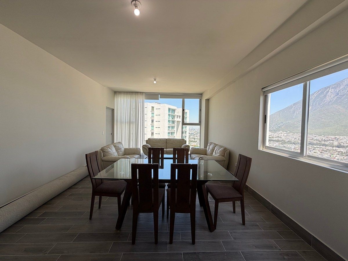Apartment in Ciudad Satélite, Monterrey, photo 2 of 13