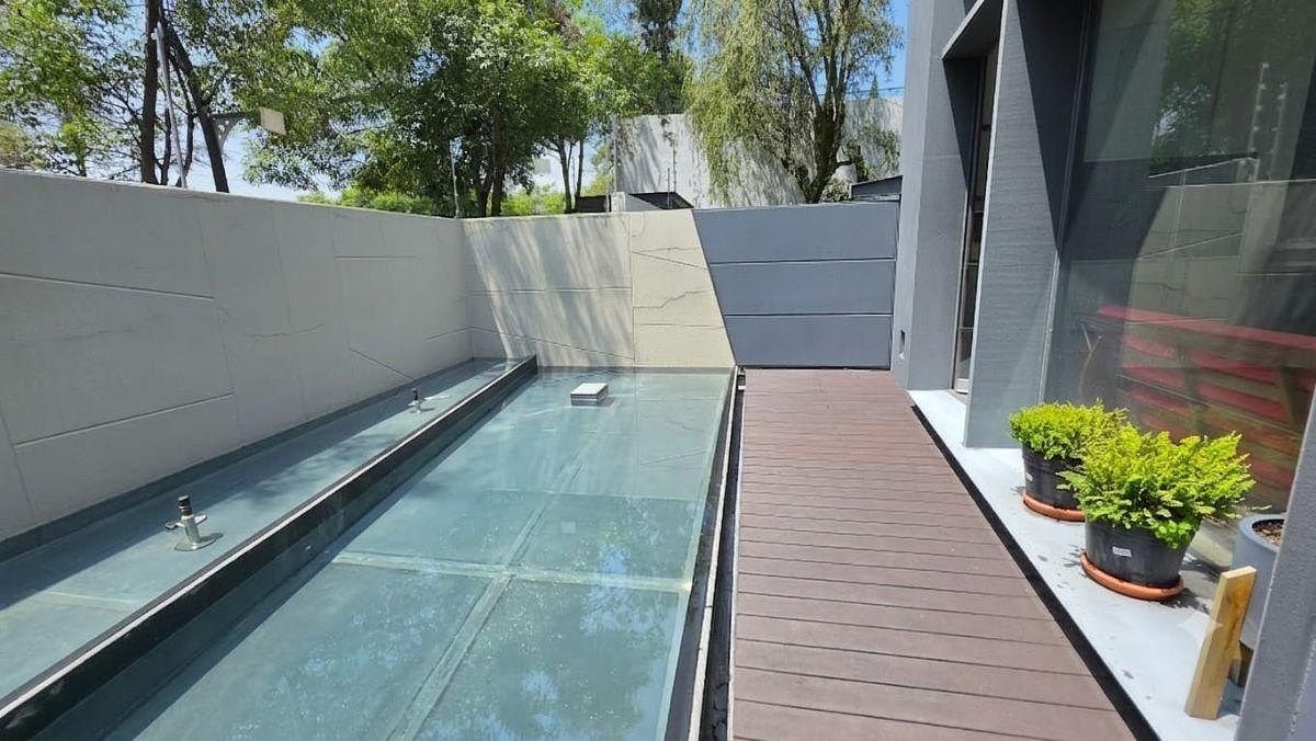Apartamento moderno estilo loft em 2 níveis em Bosques de las Lomas, foto 1 de 12