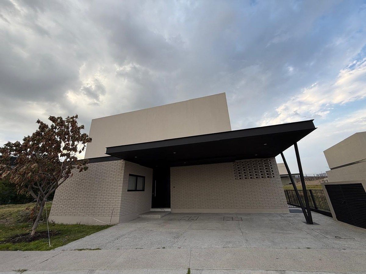 Casa en Lomas del Campanario Norte, Querétaro, foto 2 de 22