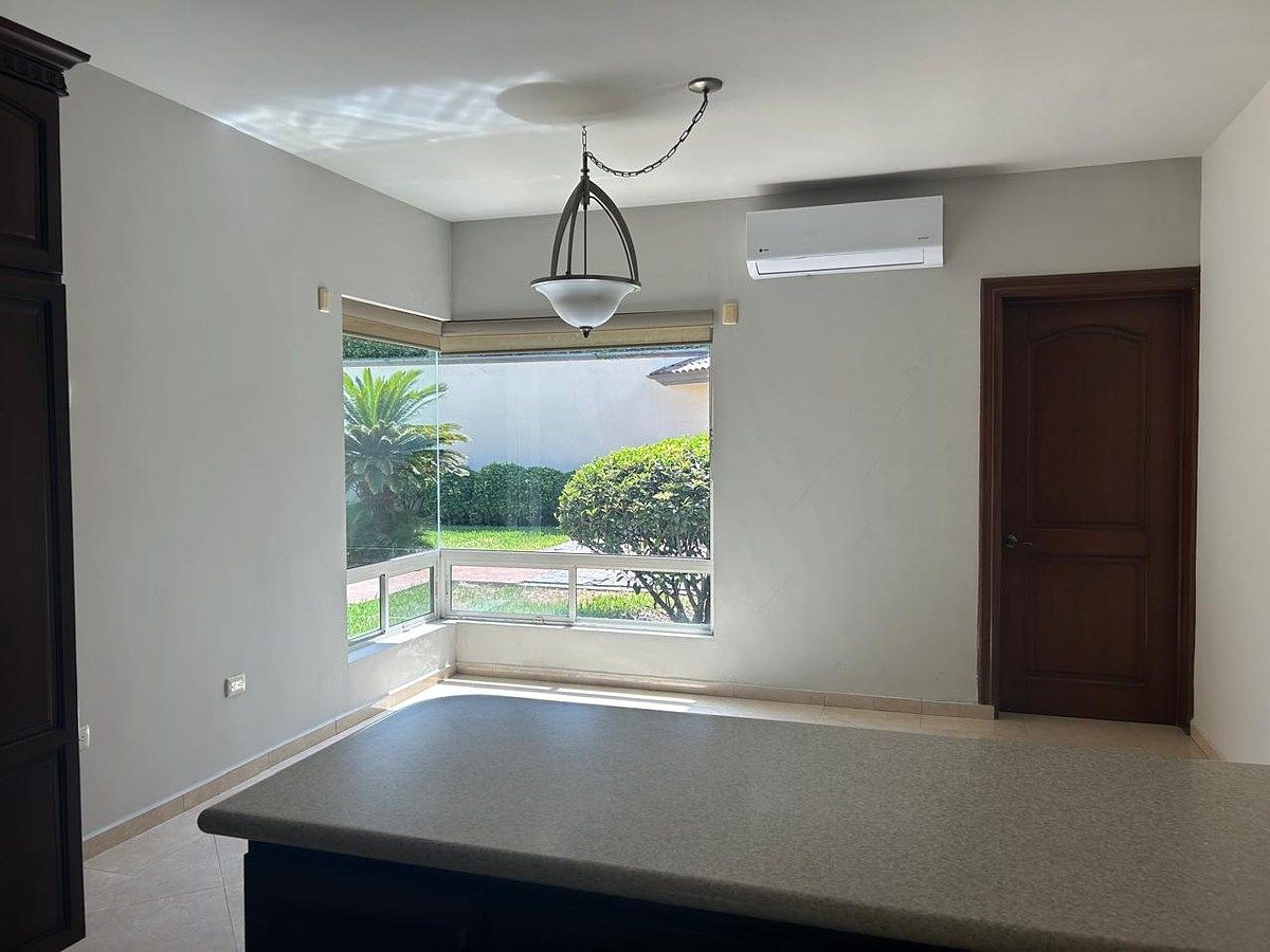 Casa en Del Valle, San Pedro Garza García, foto 8 de 21