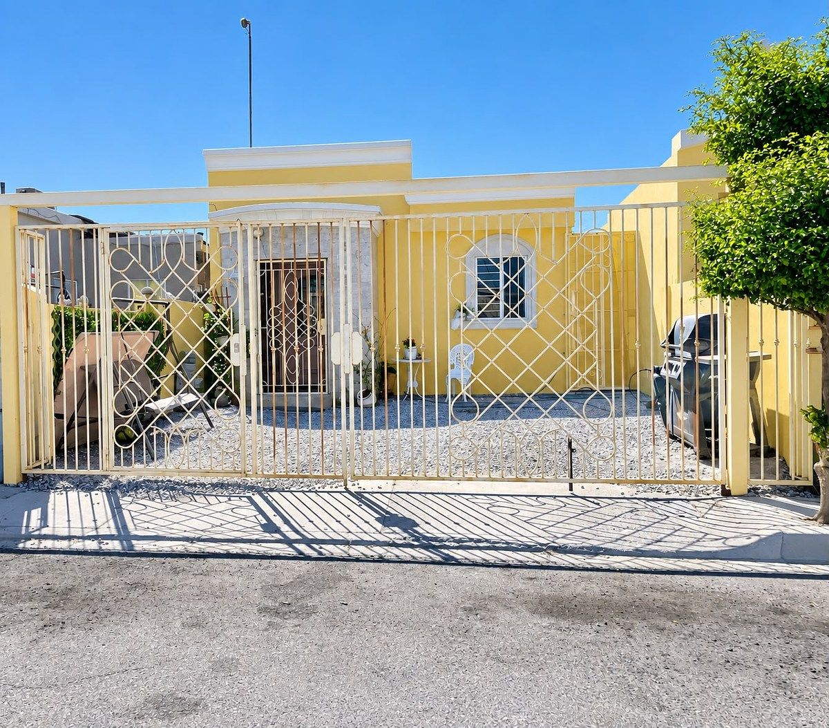 CASA EN RENTA EN FRACC. LAGO DEL SOL PRIV. VOLTA II, foto 1 de 18