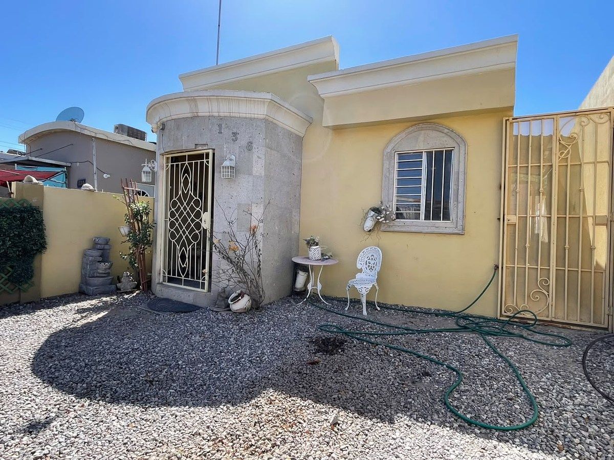 Casa en Lago del Sol Residencial, Mexicali, foto 2 de 18