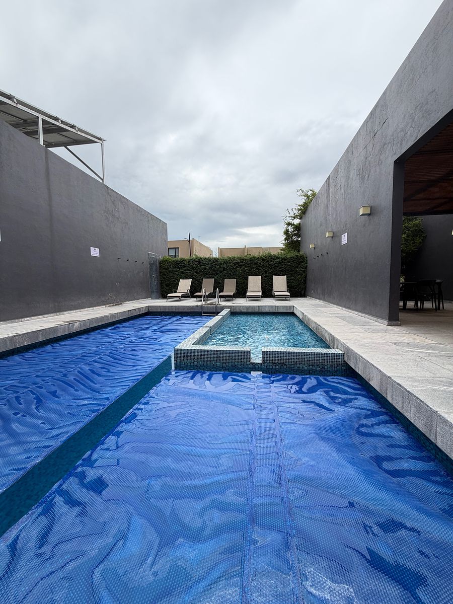 CASA TIPO DUPLEX EM ZIBATA | APENAS UM ANDAR | JARDIM PRIVADO DE 75 M², foto 1 de 26
