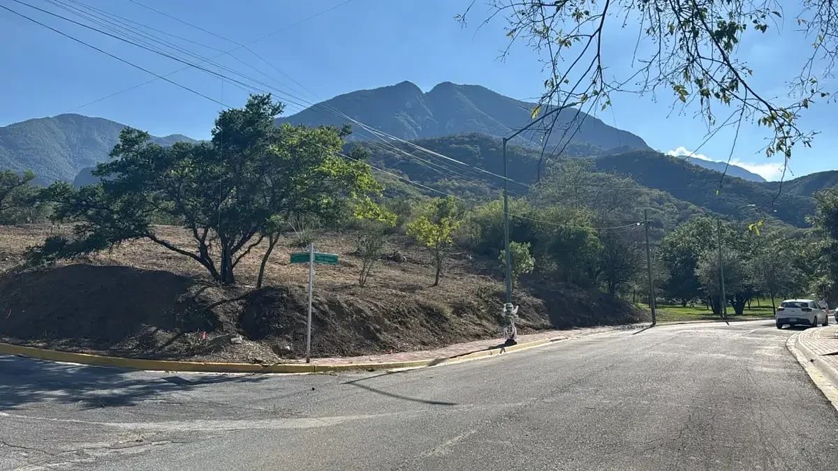 Terreno en Hacienda Los Encinos, Monterrey, foto 2 de 6