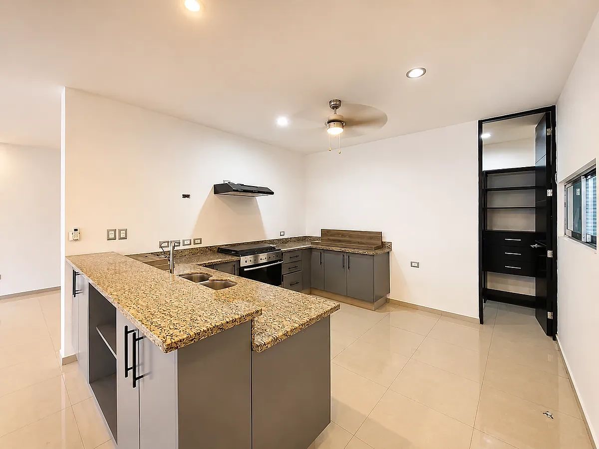 Casa em Altabrisa, Mérida, foto 4 de 20