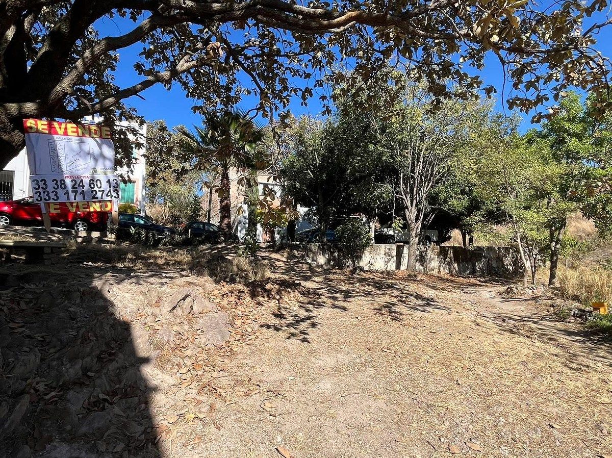TERRENO EN VENTA COLINAS DE LOS ROBLES, ZAPOPAN, foto 2 de 4