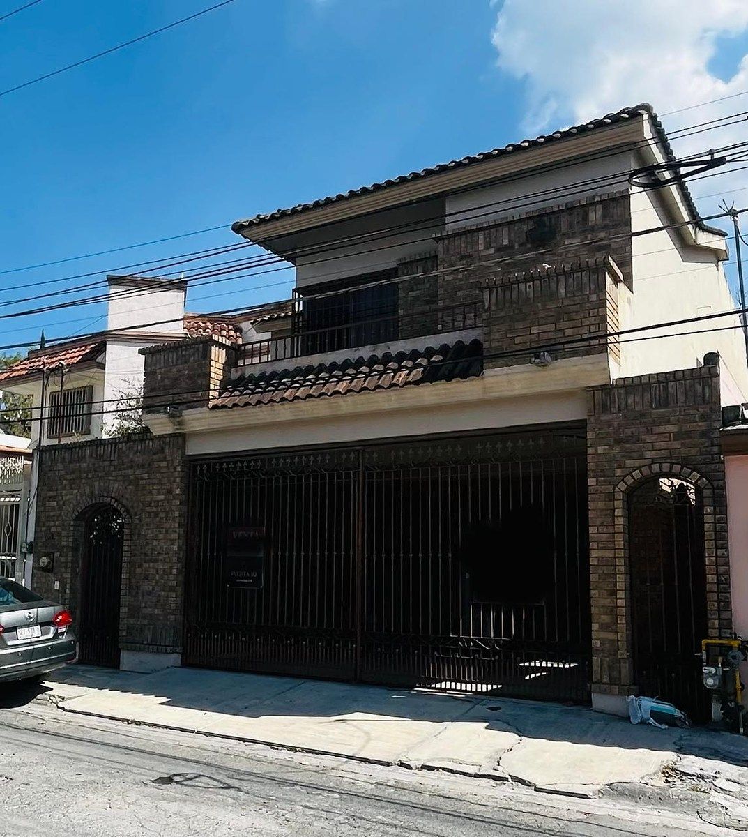 CASA EN VENTA EN CONTRY, foto 1 de 15