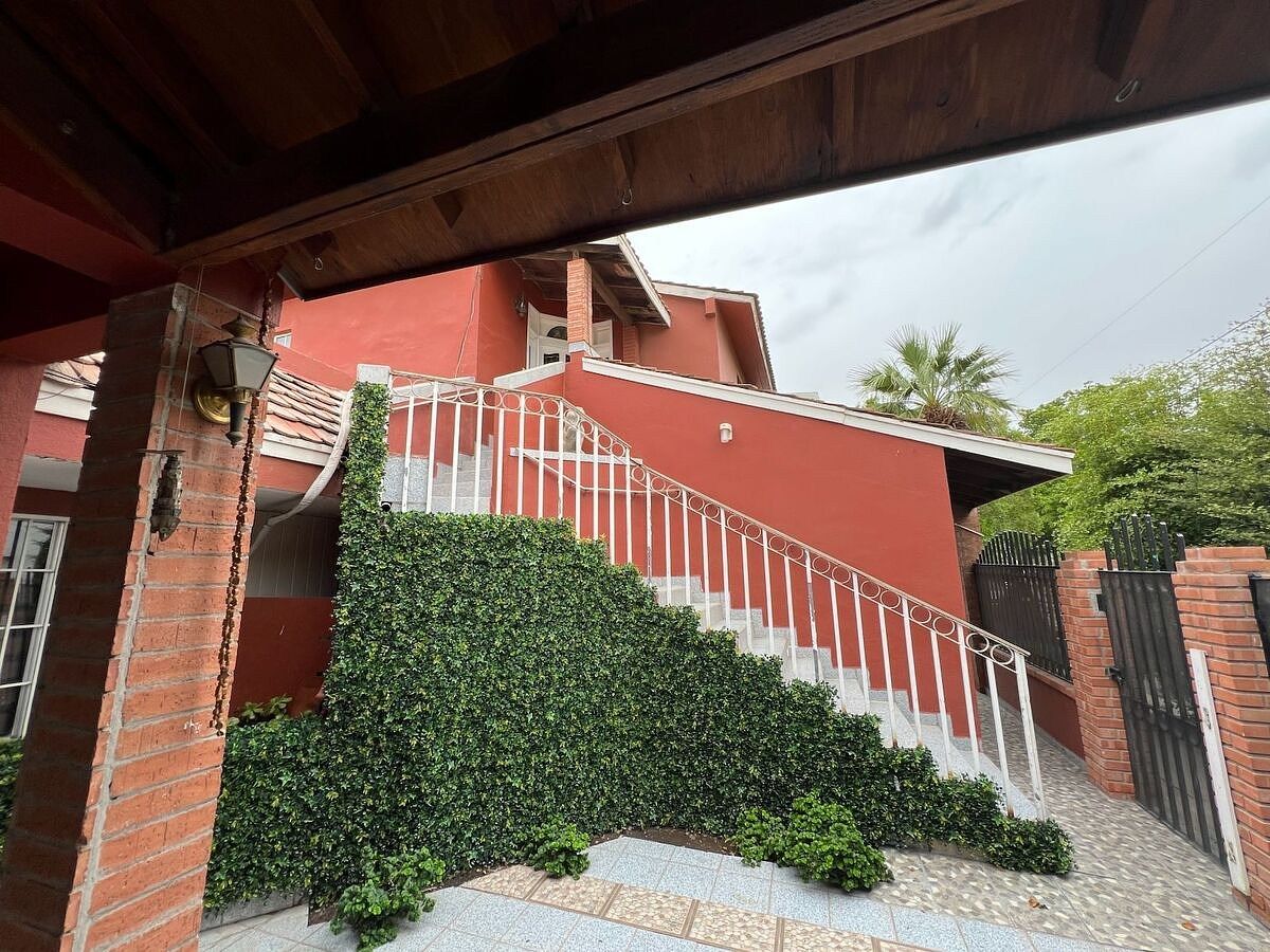 Casa em Los Pinos, Mexicali, foto 2 de 11