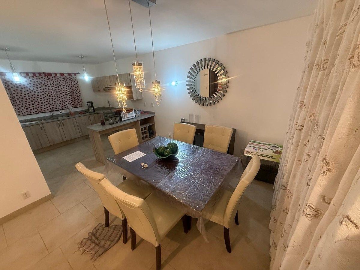 House in Gated Community in Residencial el Refugio, Querétaro, photo 2 of 18