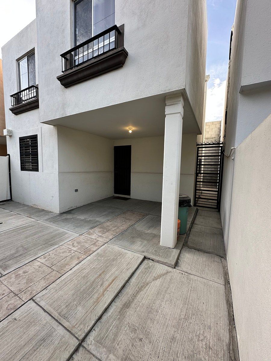Casa en Mitras Poniente Ajusco, García, foto 3 de 27