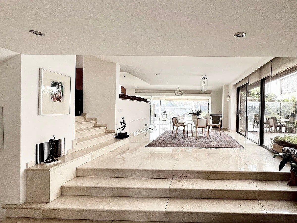 Excelente casa em Bosques de las Lomas, foto 1 de 35