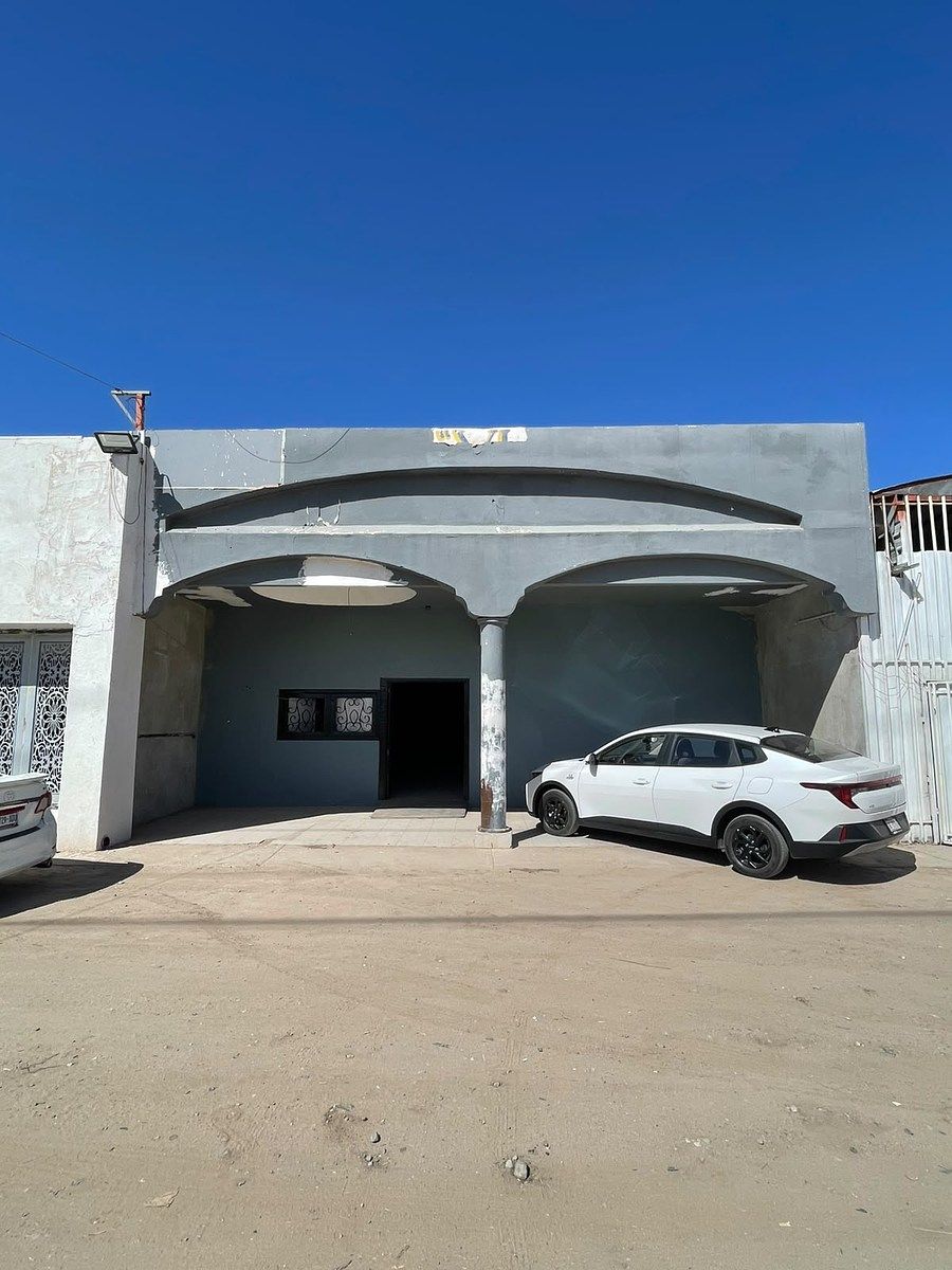 Bodega en Santa Isabel, foto 1 de 10