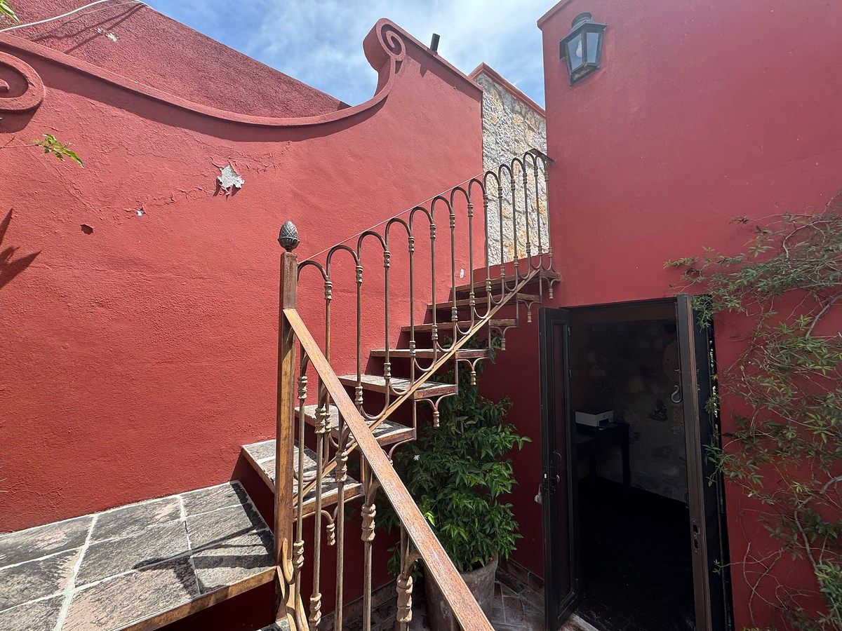 House in San Miguel de Allende Centro, San Miguel de Allende, photo 38 of 50