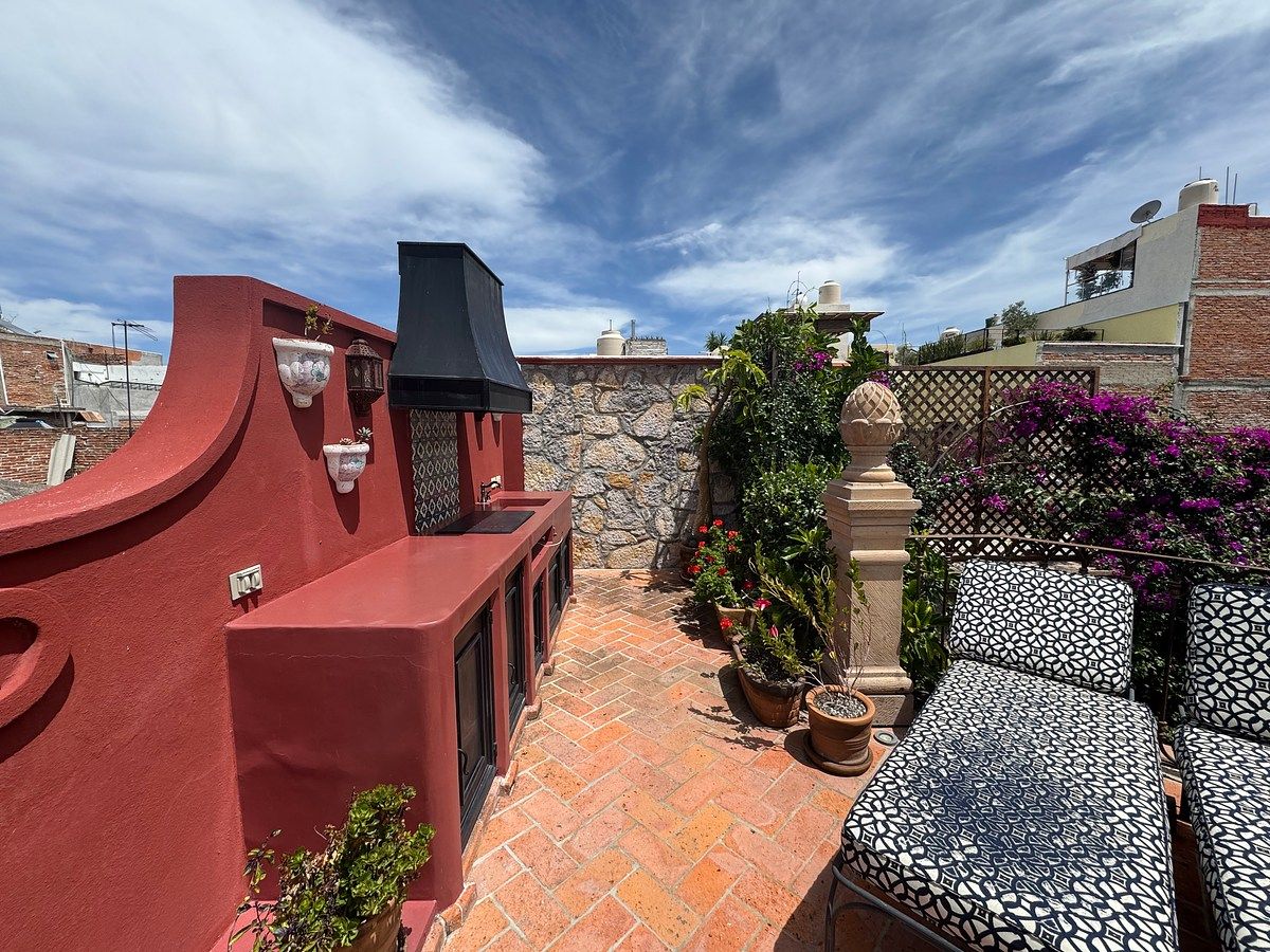 House in San Miguel de Allende Centro, San Miguel de Allende, photo 41 of 50