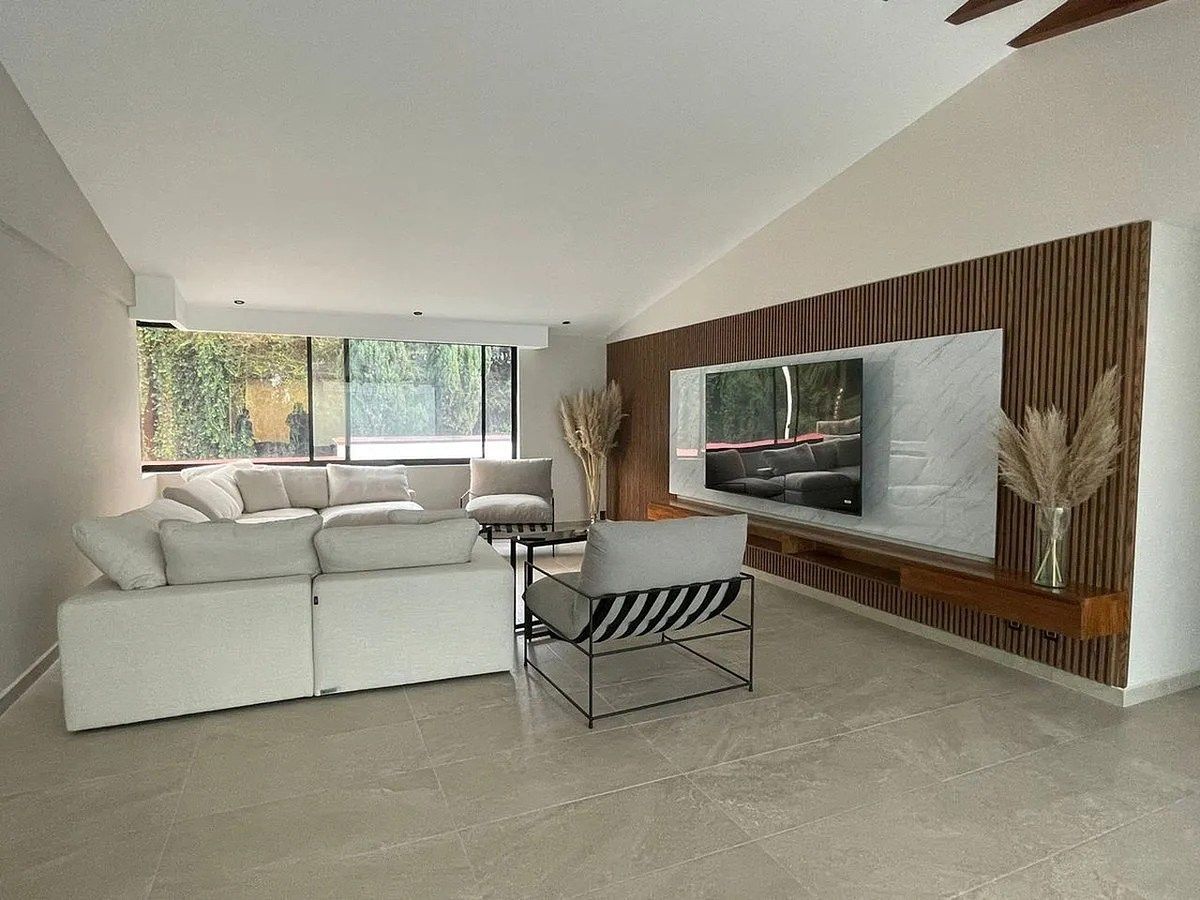 CASA EN VENTA EN BOSQUES DE LAS LOMAS (REMODELADA) - foto 4